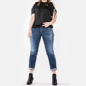 Silver Jeans Distressed SAM Boyfriend Cropped Jean Size 29